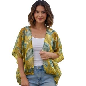 Free Press Woman’s Yellow and Green Leaf Print Kimono